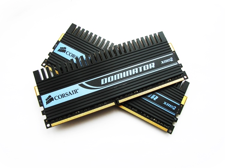 Corsair TWIN2X2048-10000C5D 2GB (2 x 1GB Kit) Dominator CL5 1250MHz PC2-10000 240-pin DIMM, Non-ECC DDR2 Desktop Memory - Discount Prices, Technical Specs and Reviews