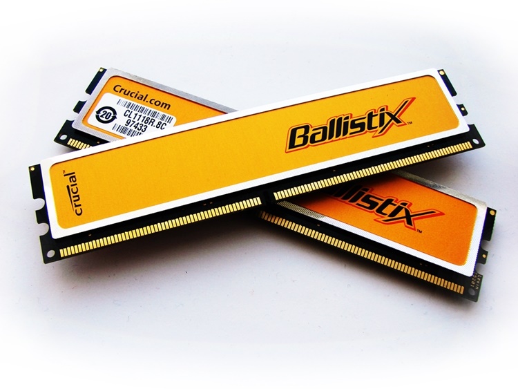 Crucial BL2KIT12864AA106A 2GB (2 x 1GB Kit) Ballistix CL5 1066MHz PC2-8500 240-pin DIMM, Non-ECC DDR2 Desktop Memory - Discount Prices, Technical Specs and Reviews